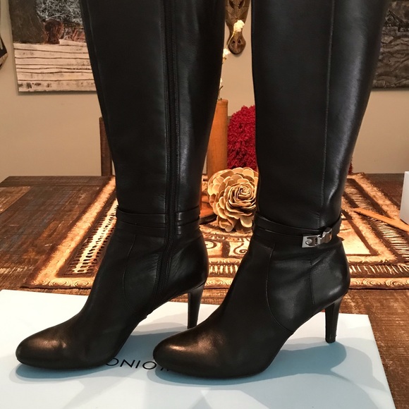 Antonio Melani Black Leather Heeled Boots - Picture 3 of 12